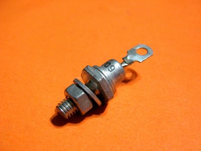 Лот: 25590301. Фото: 1. KZ709 Tesla, стабилитрон 15,2V... Диоды и тиристоры