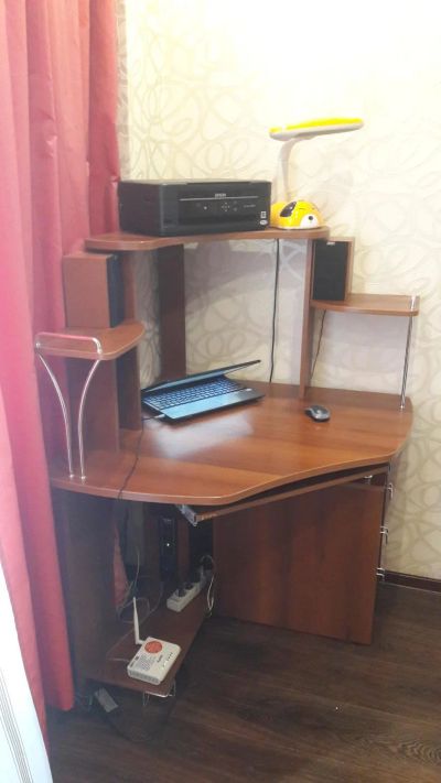 Лот: 9432005. Фото: 1. Стол компьютерный. Компьютерные и письменные столы