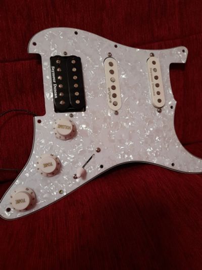 Лот: 20339091. Фото: 1. Seymour duncan pickguard (Fender... Гитары