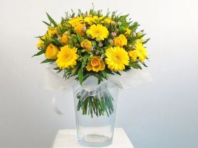 Лот: 7268772. Фото: 1. Сборный букет. Цветы на Щорса... Свежие цветы