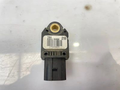 Лот: 25065013. Фото: 1. датчик airbag toyota corolla ZRE151L. Двигатель и элементы двигателя