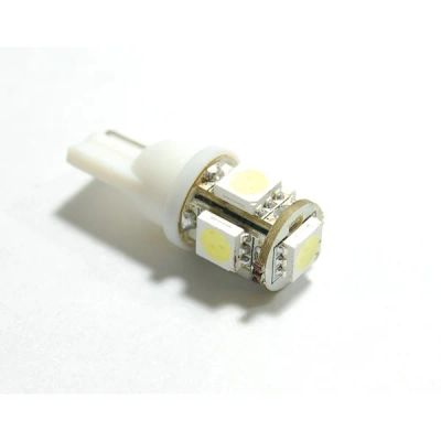 Лот: 4774713. Фото: 1. Светодиодная лампа белая T10 W5W... Оптика и освещение