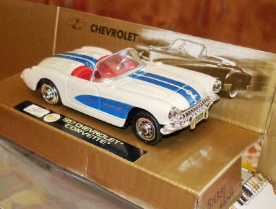 Лот: 5846390. Фото: 1. Chevrolet Corvette 1957 белый-синий... Автомоделизм