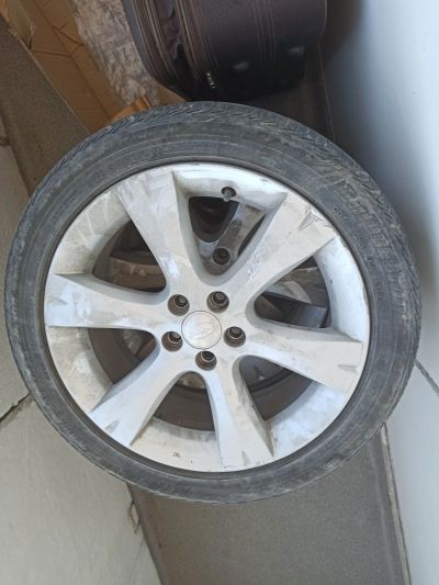 Лот: 15790067. Фото: 1. Комплект лето 225/45 r 17 subaru. Шины