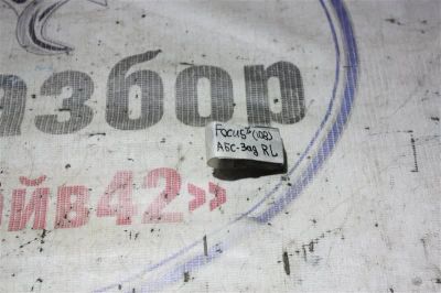 Лот: 21717745. Фото: 1. датчик abs Ford Focus CB4. Двигатель и элементы двигателя