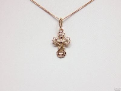 Лот: 13045777. Фото: 1. ЗОЛОТОЙ КРЕСТ 0,68 ГРАММ. Другое (ювелирные изделия, бижутерия, часы)