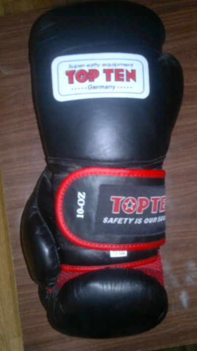 Лот: 6971063. Фото: 1. Перчатки боксерские Top ten 10... Перчатки