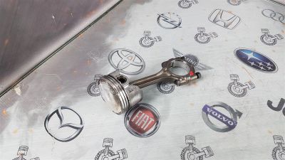 Лот: 23587849. Фото: 1. Шатун Mitsubishi Colt 4G15 MD312667... Двигатель и элементы двигателя