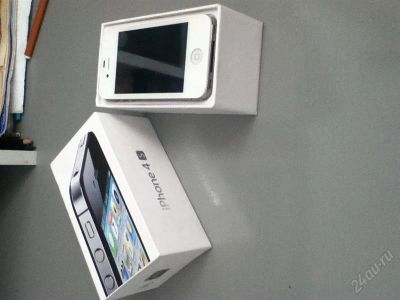 Лот: 1933203. Фото: 1. Отличная копия iphone 4s (Белая... Кнопочные мобильные телефоны