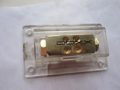 Лот: 16648005. Фото: 1. Распределитель питания DAXX D64... Аксессуары для автозвука