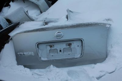 Лот: 2050311. Фото: 1. крышка багажника nissan Primera... Кузов