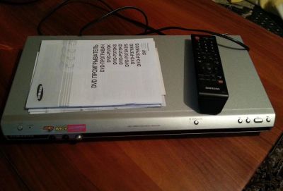 Лот: 8034459. Фото: 1. DVD проигрыватель Samsung. DVD, Blu-Ray плееры