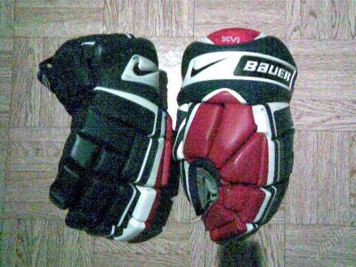 Лот: 1518652. Фото: 1. Краги для хоккея с шайбой Bauer... Защита тела