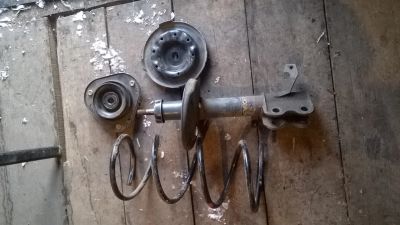 Лот: 2840511. Фото: 1. стойка опора стойки toyota sprinter... Ходовая, подвеска, рулевое управление