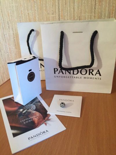 Лот: 6485493. Фото: 1. Шарм Pandora "разноцветное паве... Браслеты