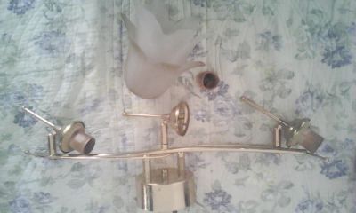 Лот: 10753257. Фото: 1. Светильник,нерабочий,можно починить. Другое освещение