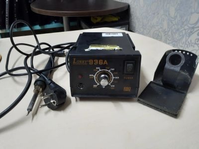 Лот: 21351709. Фото: 1. Паяльная станция Lukey 936a. Радиолюбительский инструмент