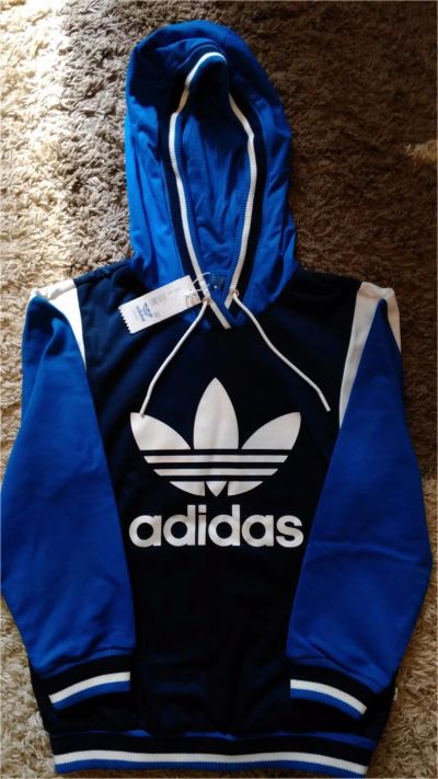 Лот: 8117520. Фото: 1. Adidas толстовка. Свитеры, толстовки, худи