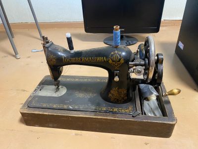 Лот: 25548234. Фото: 1. Швейная машина 1918-36гг рабочая. Швейная, вязальная