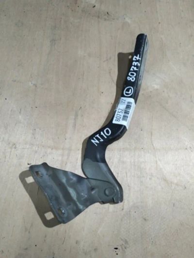 Лот: 21403103. Фото: 1. петля капота Nissan Dualis NJ10. Двигатель и элементы двигателя