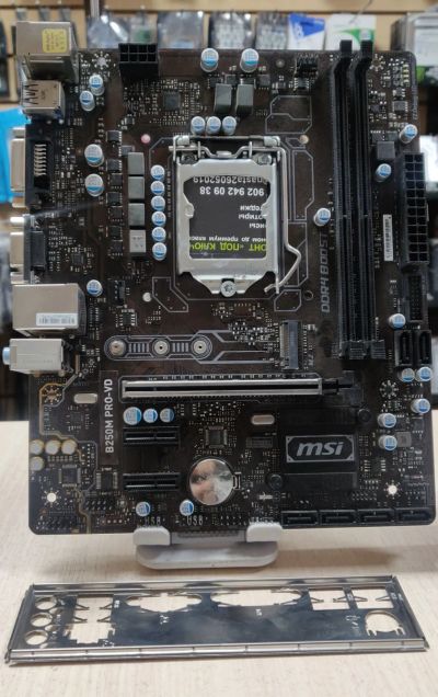 Лот: 21020292. Фото: 1. Материнская плата MSI B250M PRO-VD... Материнские платы