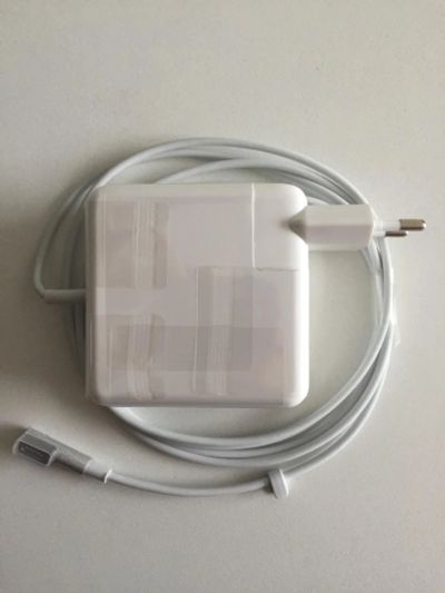 Лот: 7852406. Фото: 1. MagSafe 1 60 w зарядка для MacBook... Зарядные устройства