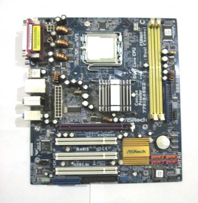 Лот: 6248140. Фото: 1. asrock 775i945gz Держит двухьядерники... Материнские платы