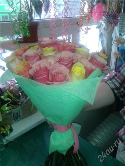 Лот: 2867692. Фото: 1. Красивый букет из желтых и розовых... Сувенирные мелочи