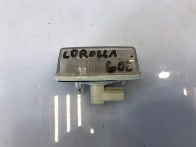 Лот: 21705501. Фото: 1. подсветка номера toyota corolla... Двигатель и элементы двигателя