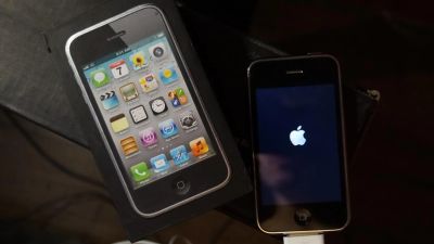 Лот: 5131102. Фото: 1. Iphone 3GS РСТ, черный 8gb. Смартфоны
