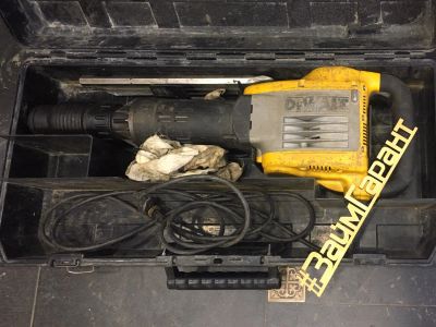 Лот: 15399167. Фото: 1. Отбойный молоток DeWalt D 25941... Электроинструмент