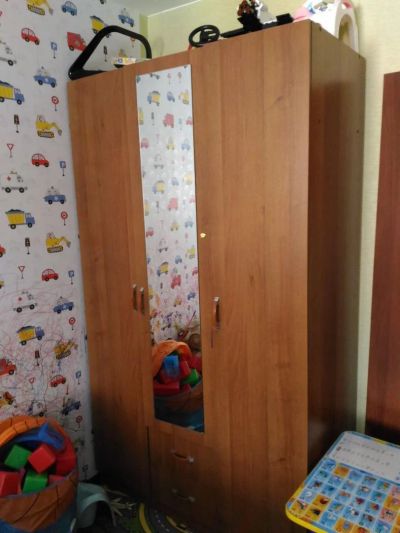 Лот: 11161272. Фото: 1. Шкаф платяной. Шкафы, шкафы-купе