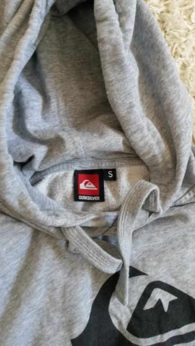 Лот: 5593628. Фото: 1. кофта Quiksilver. Другое (спортивная одежда)