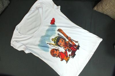 Лот: 3291184. Фото: 1. Футболки с Love is и баксбани. Пиджаки, жакеты, жилеты