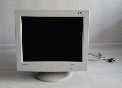Лот: 10405417. Фото: 1. Монитор Samsung Samtron 76DF. ЭЛТ-мониторы