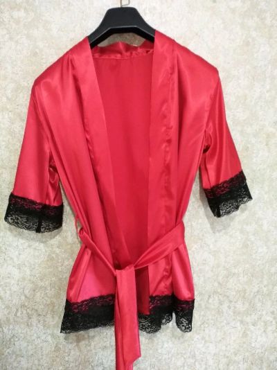 Лот: 14588362. Фото: 1. Халатик атласный. Домашняя одежда