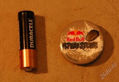 Лот: 450379. Фото: 1. Значек Red Bull - Flying Stones... Сувенирные