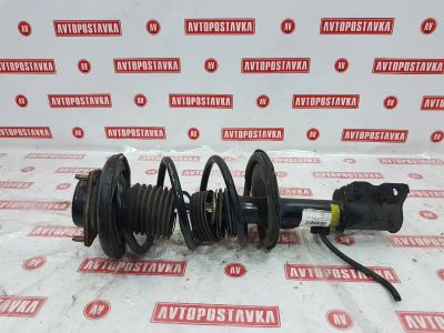 Лот: 20904067. Фото: 1. Стойка подвески Nissan Elgrand... Ходовая, подвеска, рулевое управление