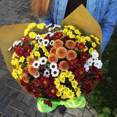 Лот: 6866752. Фото: 1. Фирменный букет от Радуги Цветов... Свежие цветы