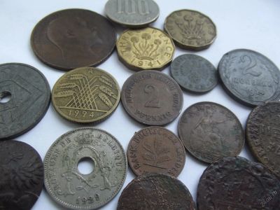 Лот: 5809284. Фото: 1. Набор старинных монет иностранные... Наборы монет