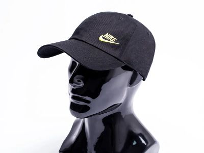 Лот: 16161636. Фото: 1. Кепка Nike. Шарфы, платки