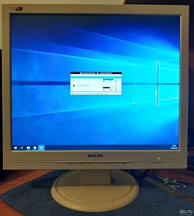 Лот: 13643333. Фото: 1. Philips 170S, белый, рабочий... ЖК-мониторы