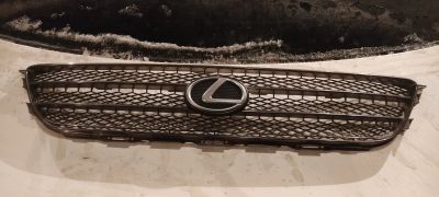 Лот: 19865514. Фото: 1. Решетка радиатора Toyota Altezza... Кузов