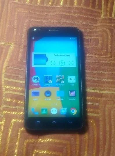 Лот: 11346228. Фото: 1. Смартфон prestigio Muze C3. Смартфоны
