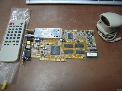 Лот: 13663426. Фото: 1. Раритетная видеокарта PCI ATI... Видеокарты