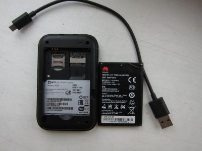 Лот: 9727836. Фото: 1. Мобильный роутер huawei 823f 4G... Беспроводные модемы