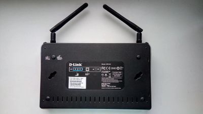 Лот: 8720547. Фото: 1. Wi-Fi router D-Link DIR-615. Маршрутизаторы (роутеры)