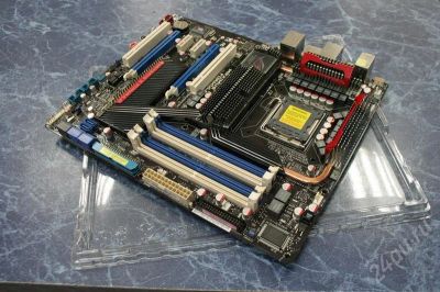 Лот: 28356. Фото: 1. Asus Maximus II Formula. Красноярск