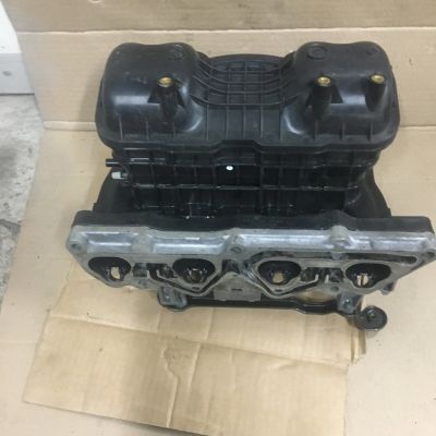 Лот: 11885820. Фото: 1. Коллектор впускной Honda Civic... Двигатель и элементы двигателя