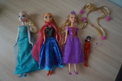 Лот: 11196364. Фото: 1. Куклы: Эльза, Анна и Рапунцель... Куклы и аксессуары